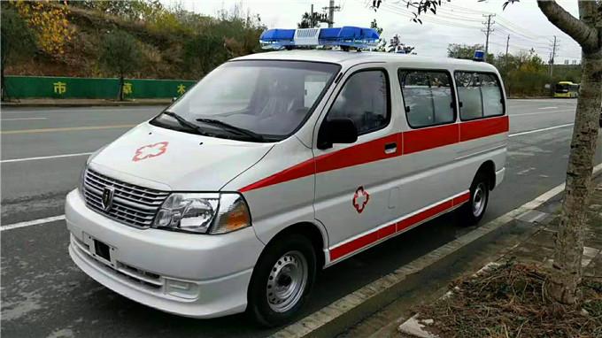 玛多县丰田海狮救护车